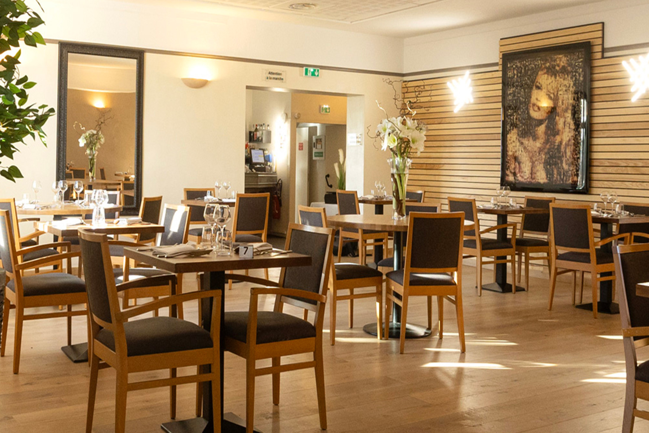 restaurant